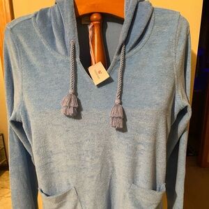 Vineyard Vines women’s hoodie size M